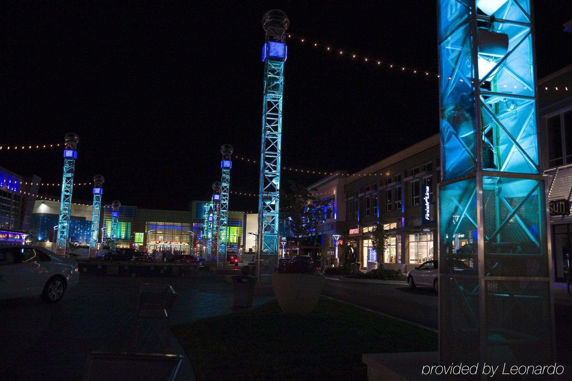 Holiday Inn Express Indianapolis Airport, An Ihg Hotel Plainfield Exterior photo